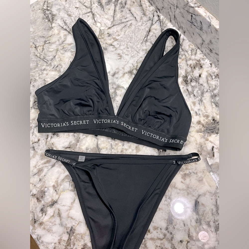 LAST CHANCE Victoria’s Secret Sexy Deep V bikini